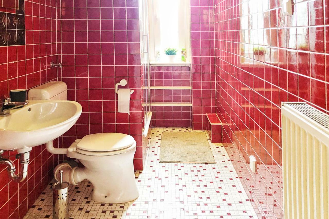 Wunderschoene Altbauwohnung Mit Flair In وبرتال المظهر الخارجي الصورة